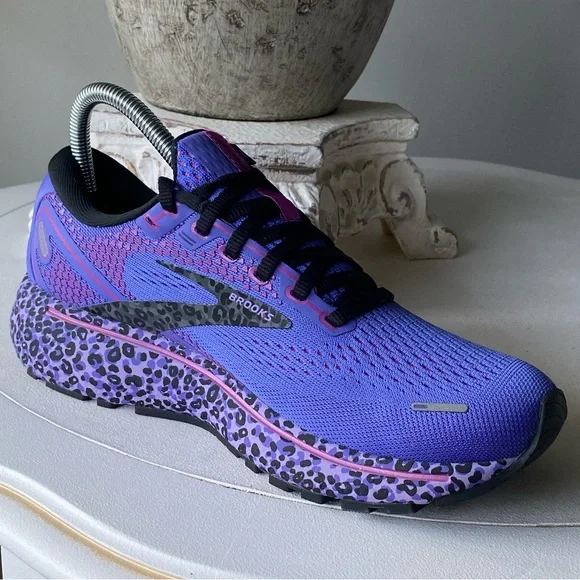 RARE Brooks 🦄 Ghost 14 🖤 Leopard Cheetah Athletic Running Shoes Black Purple 7.5 - Picture 3 of 12